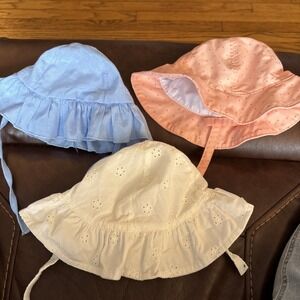 3 Sun Hats W Strap Carters 12-24, 6-18mo Orange Dot, Bagley Mischka Blue 3-12 Mo